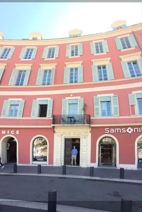 Apartment On Place Massena Nice